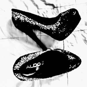 Super sexy rhinestone stiletto